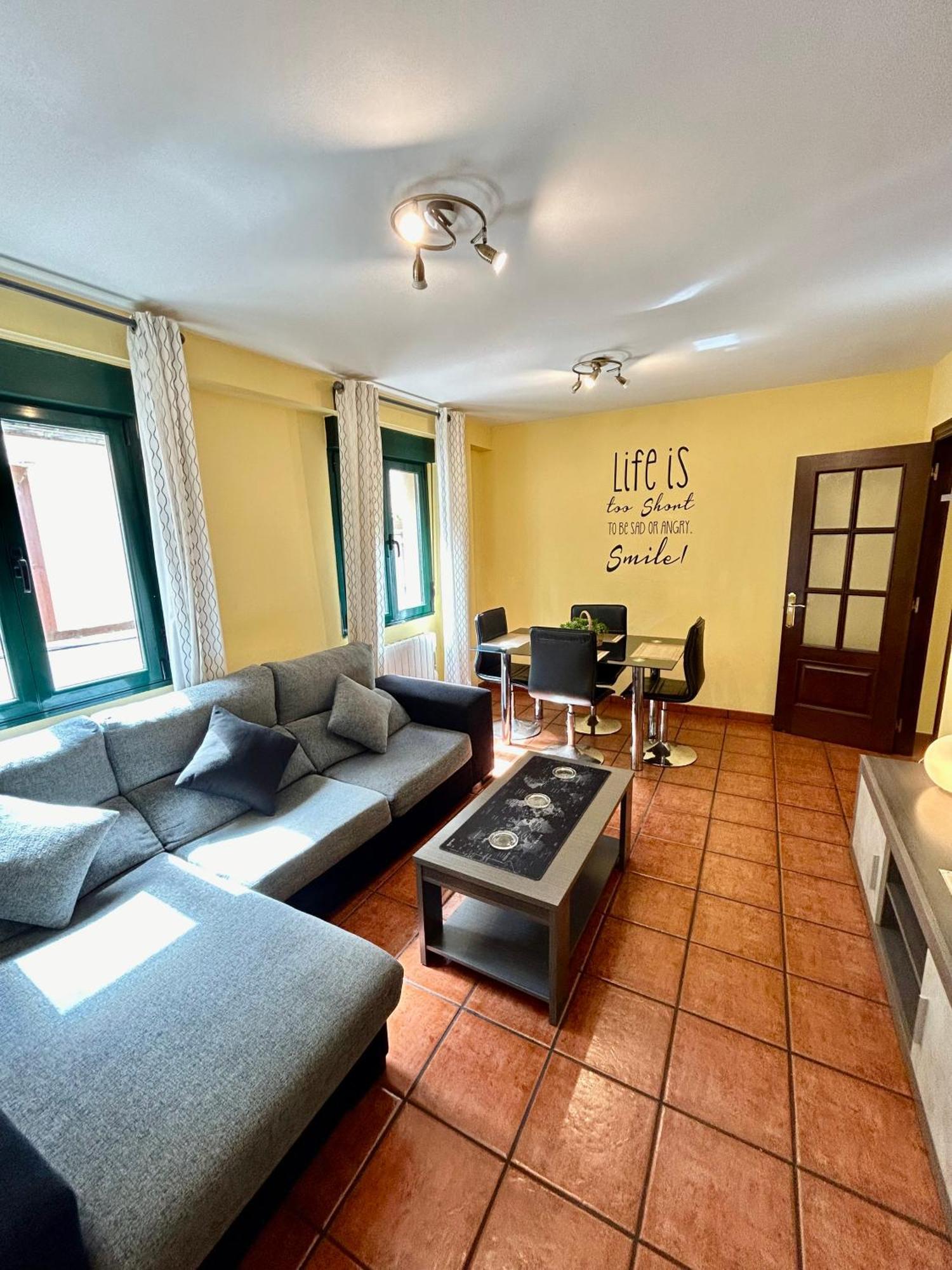 Altair Appartement Cudillero Buitenkant foto